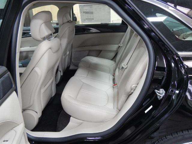 2017 Lincoln MKZ AWD Reserve 4dr Sedan